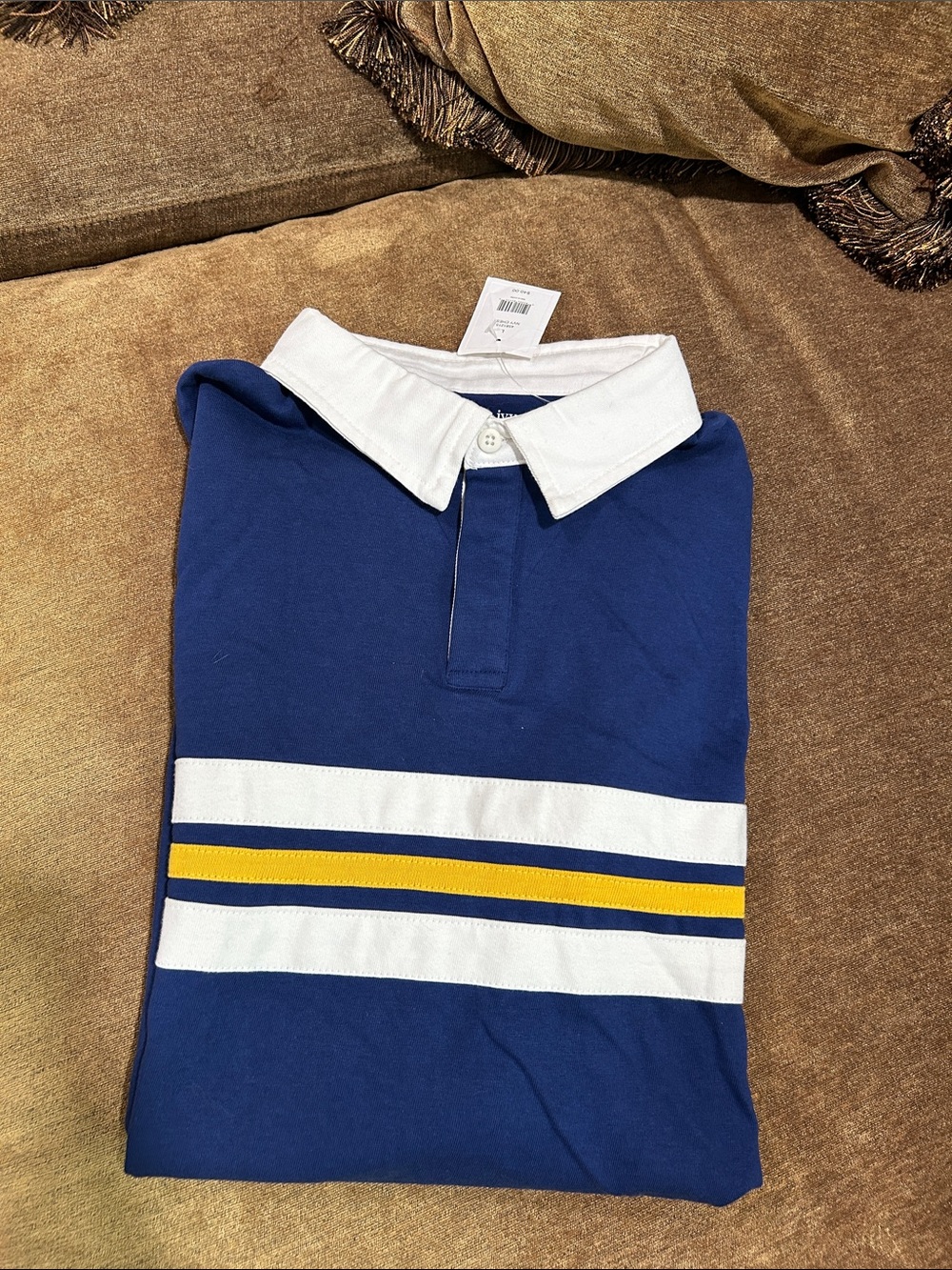 NWTS! crown & ivy boys L Men’s Navy Polo with White Collar and Yellow Stripe